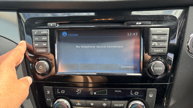 Nissan Qashqai 1.2 DiG-T N-Connecta 5dr Petrol Hatchback